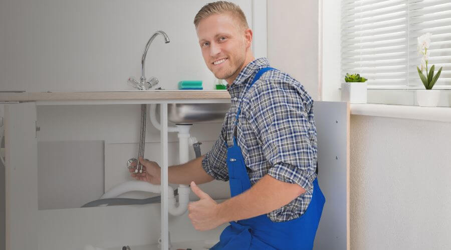 Expert burst pipe repair services in Tipton, IA